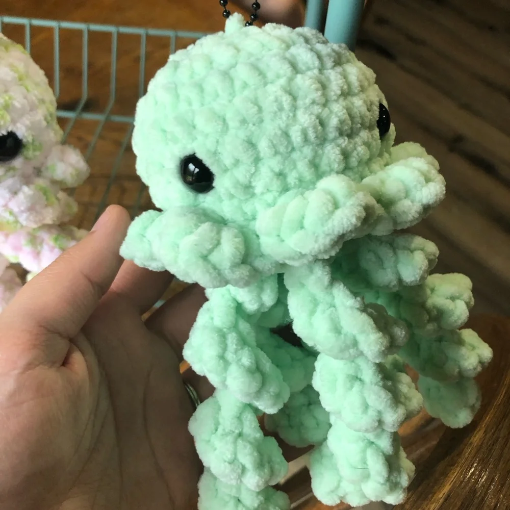 (Random Bundle of 4) Chunky Jellyfish - Picture 4 of 7